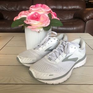 Brooks Adrenaline Women’s Running Shoes White
